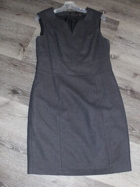 The limited Gray midi dress